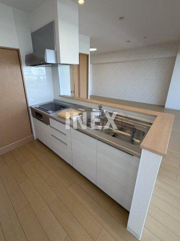 横浜市磯子区森１丁目の賃貸マンションのキッチン