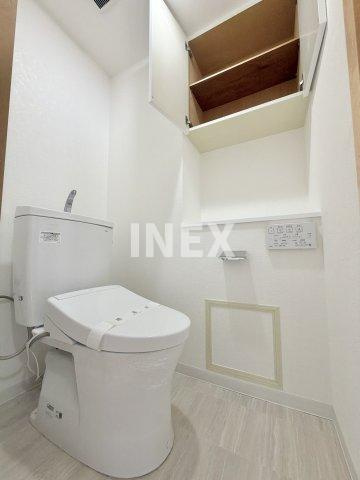 横浜市磯子区森１丁目の賃貸マンションのトイレ