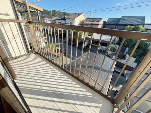 介良乙　戸建のバルコニー