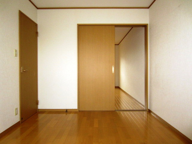 【寝室】