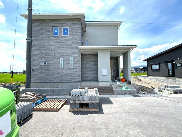新築戸建　大垣市島里　全６区画分譲の外観|「現地（2026年8月18日）撮影」　
■外観写真　
■ヤマダ不動産　株式会社リライフ　