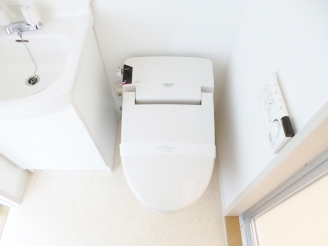 カスティーロ東十条のトイレ|綺麗なトイレです