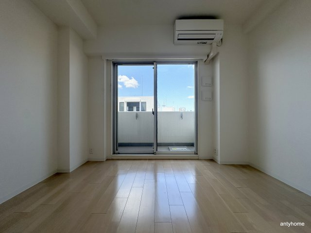 ドゥーエなんば南　仲介手数料無料の洋室
