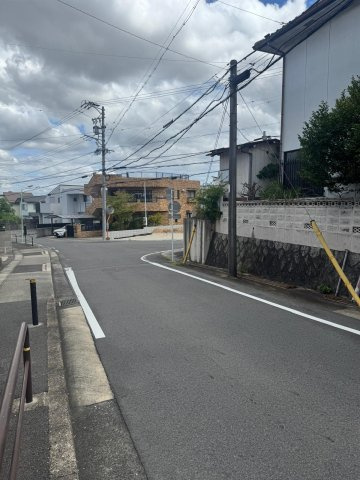 千種区富士見台五丁目土地の前面道路含む現地写真