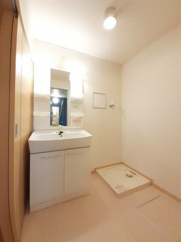 アースＣの洗面所|忙しい朝には欠かせない洗面所です