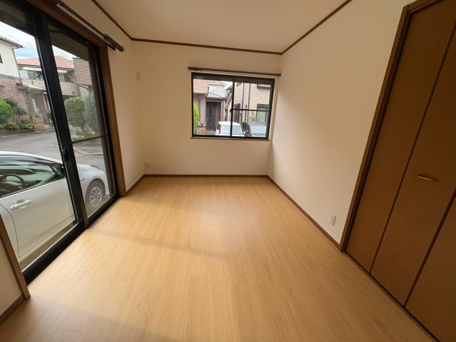 狭山市入間川　中古戸建　西武新宿線『狭山市駅』徒歩9分　【入間川東小学区】の居間・リビング