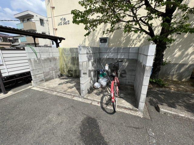 メゾンティック2のエントランス