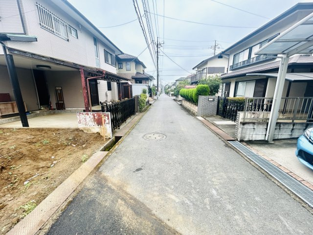 印旛郡酒々井町東酒々井２丁目Ⅱの前面道路含む現地写真|8月30日撮影