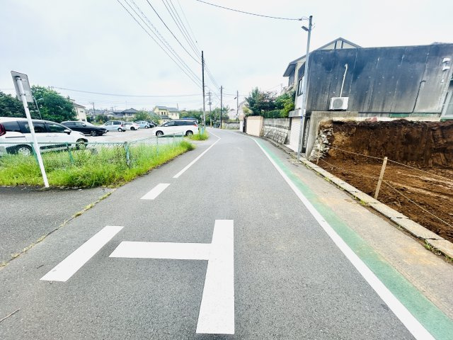 印旛郡酒々井町東酒々井２丁目Ⅱの前面道路含む現地写真|8月30日撮影