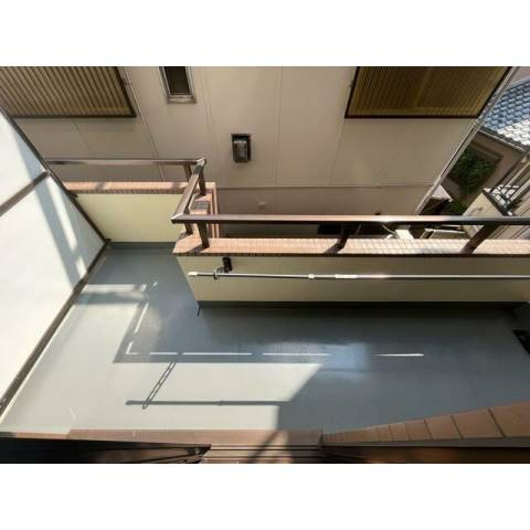 【バルコニー】