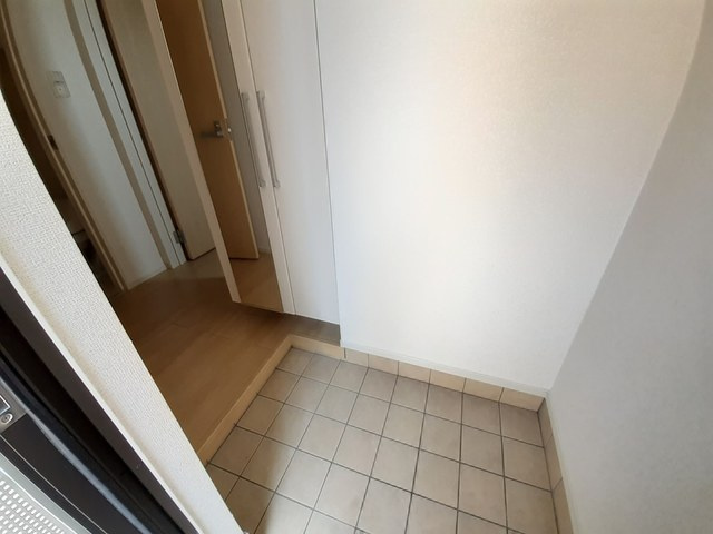 ブルーマウンテンⅠの玄関