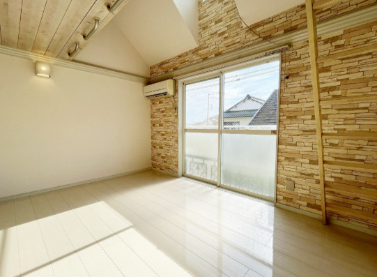 【居間・リビング】 | Ｄｕ　Ｃａｓｔｌｅ　Ｍ | 同建物別部屋参考