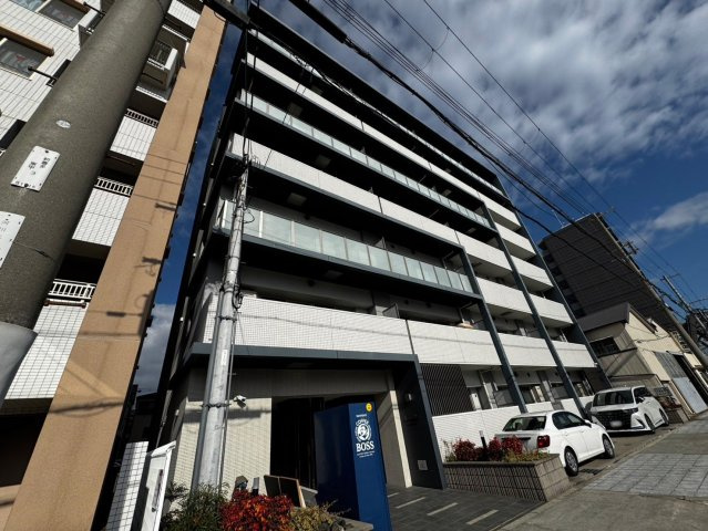 フォーリアライズ京橋の外観