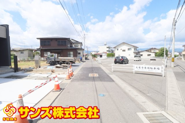 郡山市台新１丁目　　　１号棟　　　開成小学校、郡山第１中学区の周辺|北側前面道路