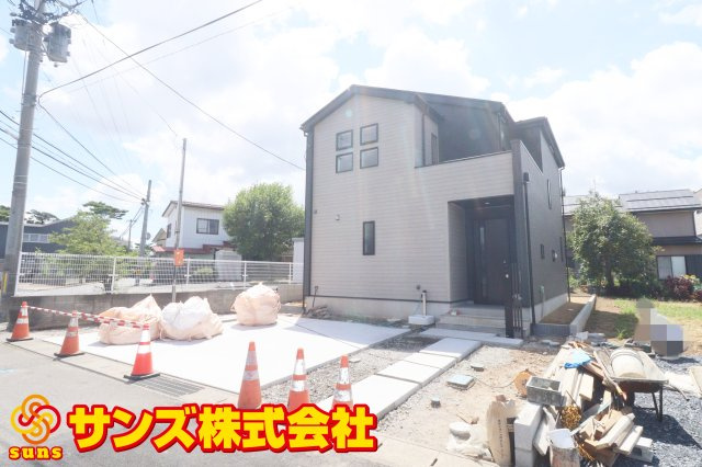 郡山市台新１丁目　　　１号棟　　　開成小学校、郡山第１中学区の外観|北西側から見た駐車場を含む外観♪