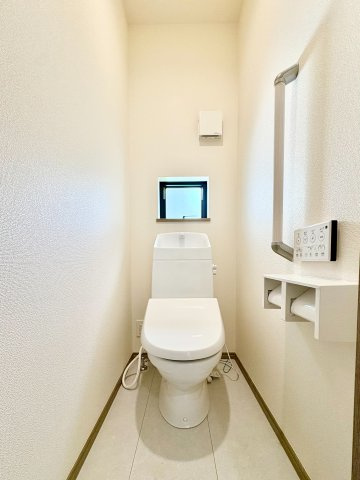 川越市中台元町１丁目の新築一戸建のトイレ
