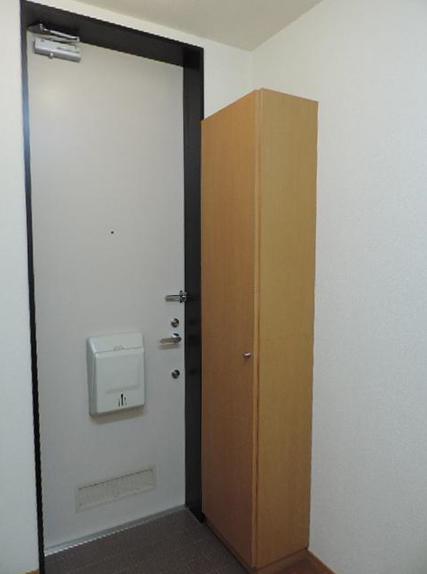 杉並区西荻南２丁目の賃貸マンションの玄関