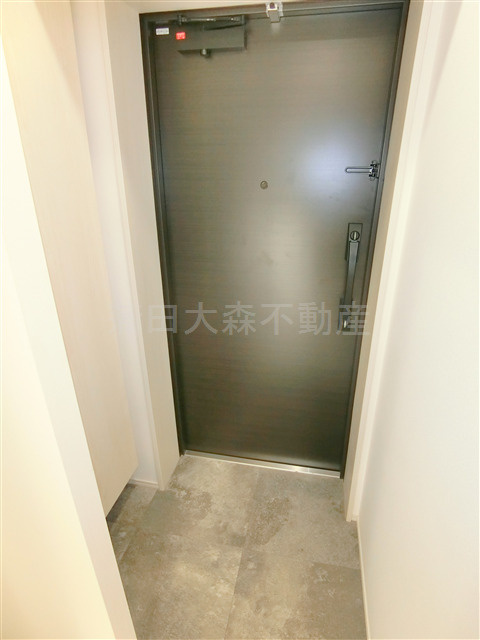 COCOCUBE大森本町の玄関