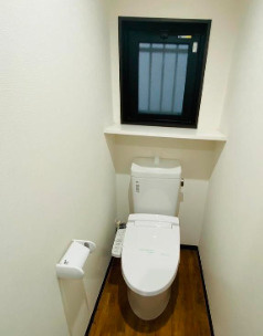 南砂グリーンゲートのトイレ|落ち着いた色調のトイレです