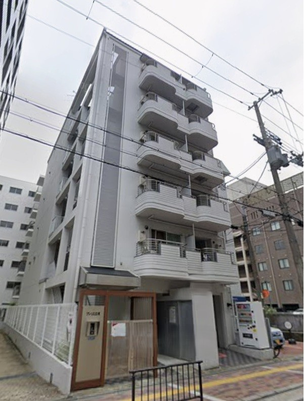 プレリエ江坂