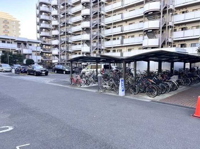 ルネ蒲田ガーデンステイツの駐車場|ルネ蒲田ガーデンステイツ：敷地内に駐車場・駐輪場・バイク置場ございます！（空き要確認）