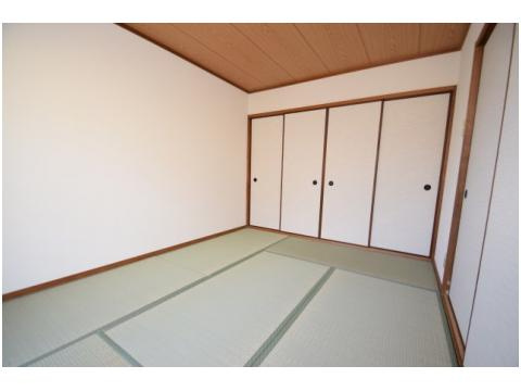 フロンティア高槻の寝室