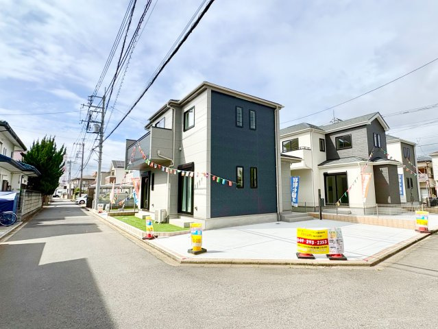 川越市中台元町１丁目の新築一戸建の外観|「川越」駅が最寄りの全5棟の新築分譲地。新宿小学校まで徒歩8分、全棟2台駐車可能です。すでに成約済みの棟もあり、気になる方はぜひお早めにご見学ください！