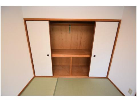 フロンティア高槻の収納