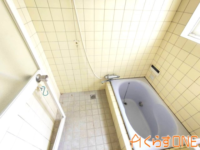【浴室】 | 生活便利な立地でゆとりある中古戸建／たつの市御津町苅屋