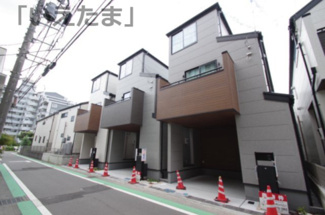【前面道路含む現地写真】 | 【仲介手数料無料！万円府中市南町4丁目　新築戸建て（全3棟）1号棟　4280万円