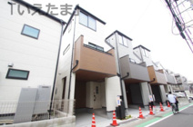 【仲介手数料無料！万円府中市南町4丁目　新築戸建て（全3棟）1号棟　4280万円の画像