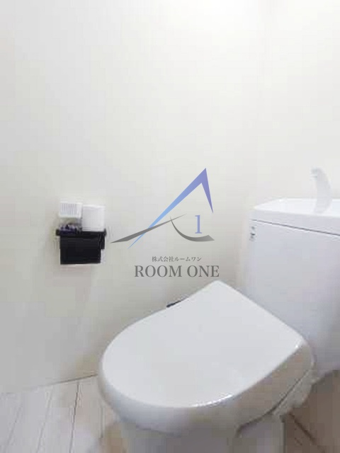 根岸5丁目戸建てのトイレ|トイレです。