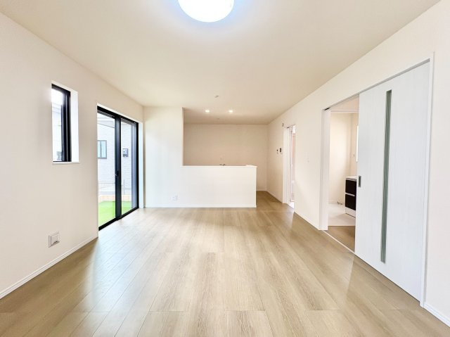 川越市中台元町１丁目の新築一戸建の居間・リビング|LDK15帖