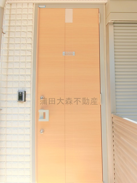 メゾンTSUCHIYAの玄関