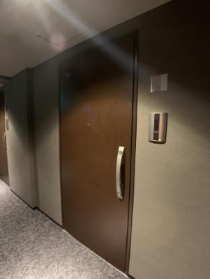 【玄関】 | CAVANA+ SHINTOMICHO（カバナプラス新富町）