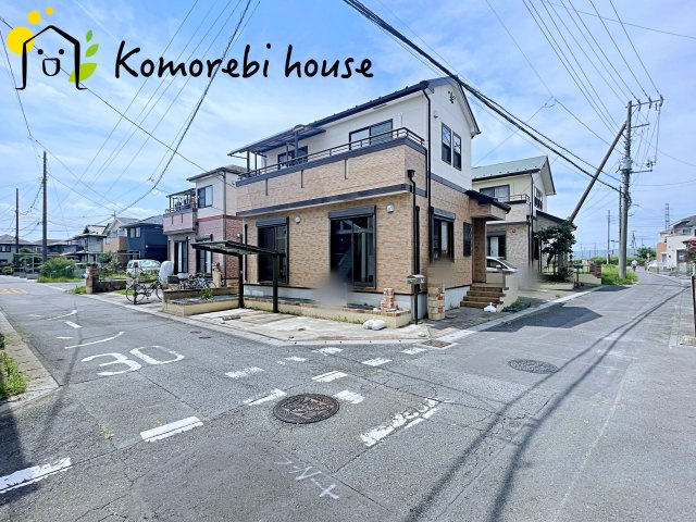 桶川市上日出谷　中古戸建の前面道路含む現地写真|前面道路含む現地写真です