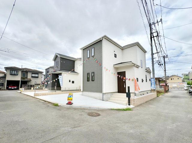 川越市中台元町１丁目の新築一戸建の外観|「川越」駅が最寄りの全5棟の新築分譲地。新宿小学校まで徒歩8分、全棟2台駐車可能です。すでに成約済みの棟もあり、気になる方はぜひお早めにご見学ください！