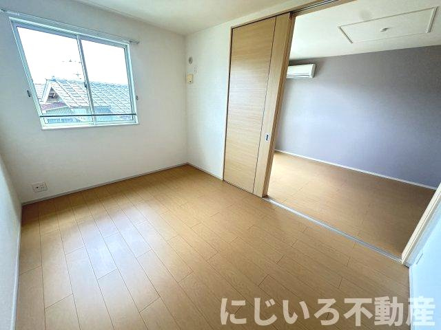 ルネッサの寝室