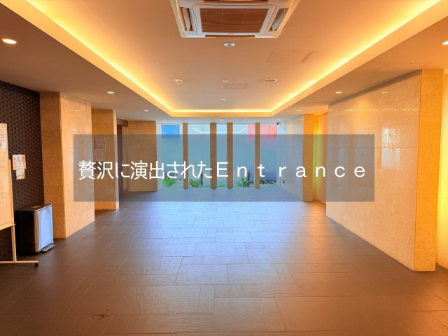 ルサンク那覇西街のその他共用部分|マンションエントランスは贅沢な大空間