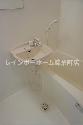 エスタブロの浴室