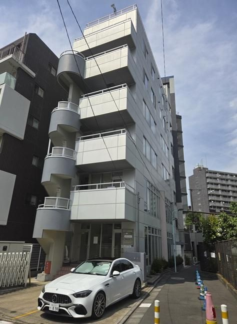 渋谷区上原１丁目の店舗事務所の外観