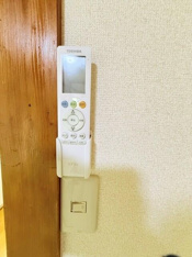 エアコンリモコン
