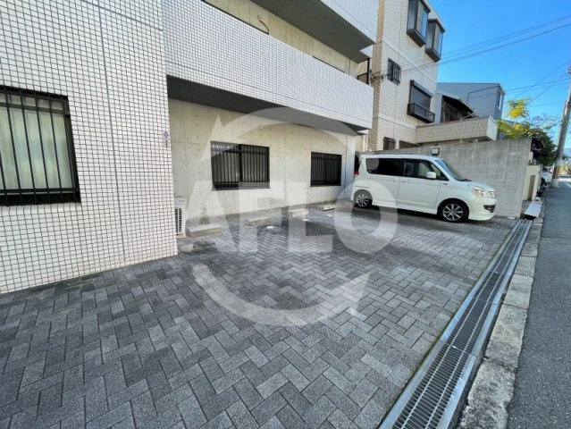 クラールプラッツの駐車場|クラールプラッツ　駐車場