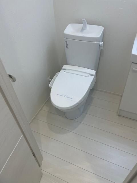 フロレゾン目黒原町のトイレ