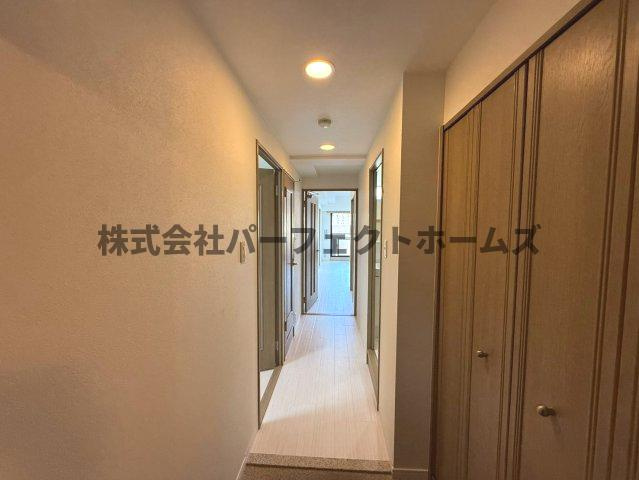 ロイヤルシャトー交野の内装|内装は落ち着いています