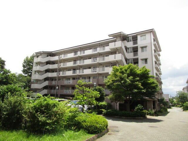 コーポレート小金井梶野通り５号棟の外観