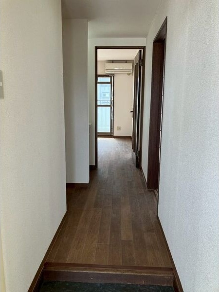 コーポNMⅡの玄関