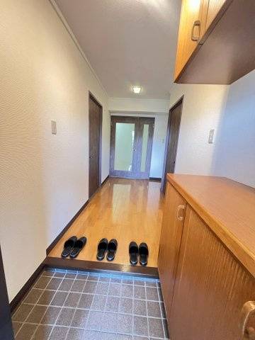 夙川リンデンハイムの玄関