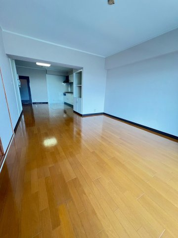 夙川リンデンハイムの居間・リビング