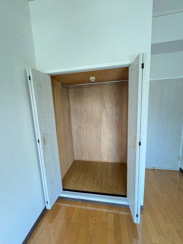 夙川リンデンハイムの収納